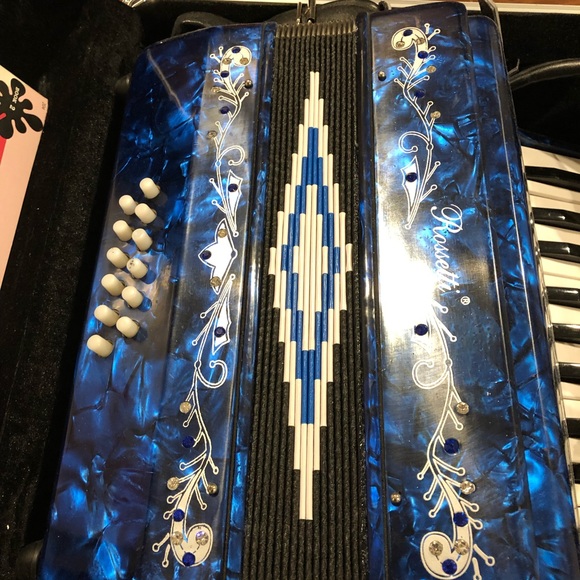 Rossetti accordion. 12 bass, 25 key. - Picture 3 of 4